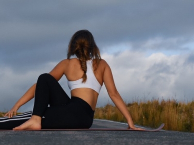 HAZ TUS CLASES DE YOGA ESPECIALES: te contamos cómo